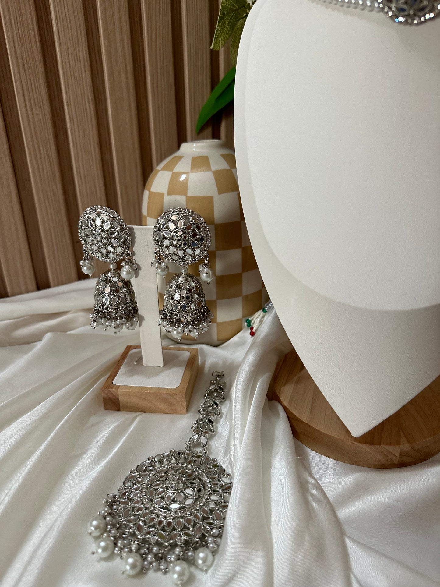 Safaga Choker Set