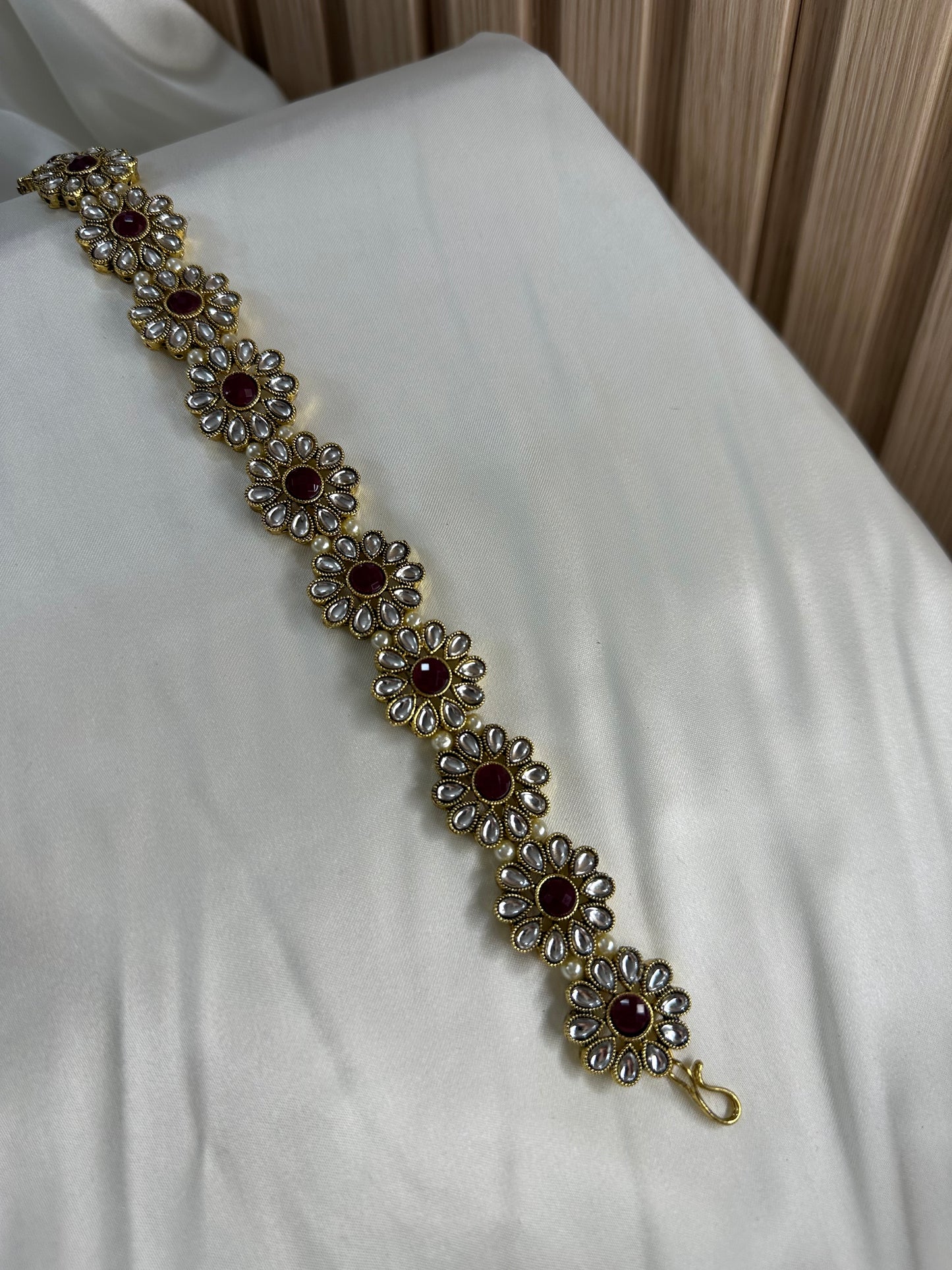 Manado Sheeshphool