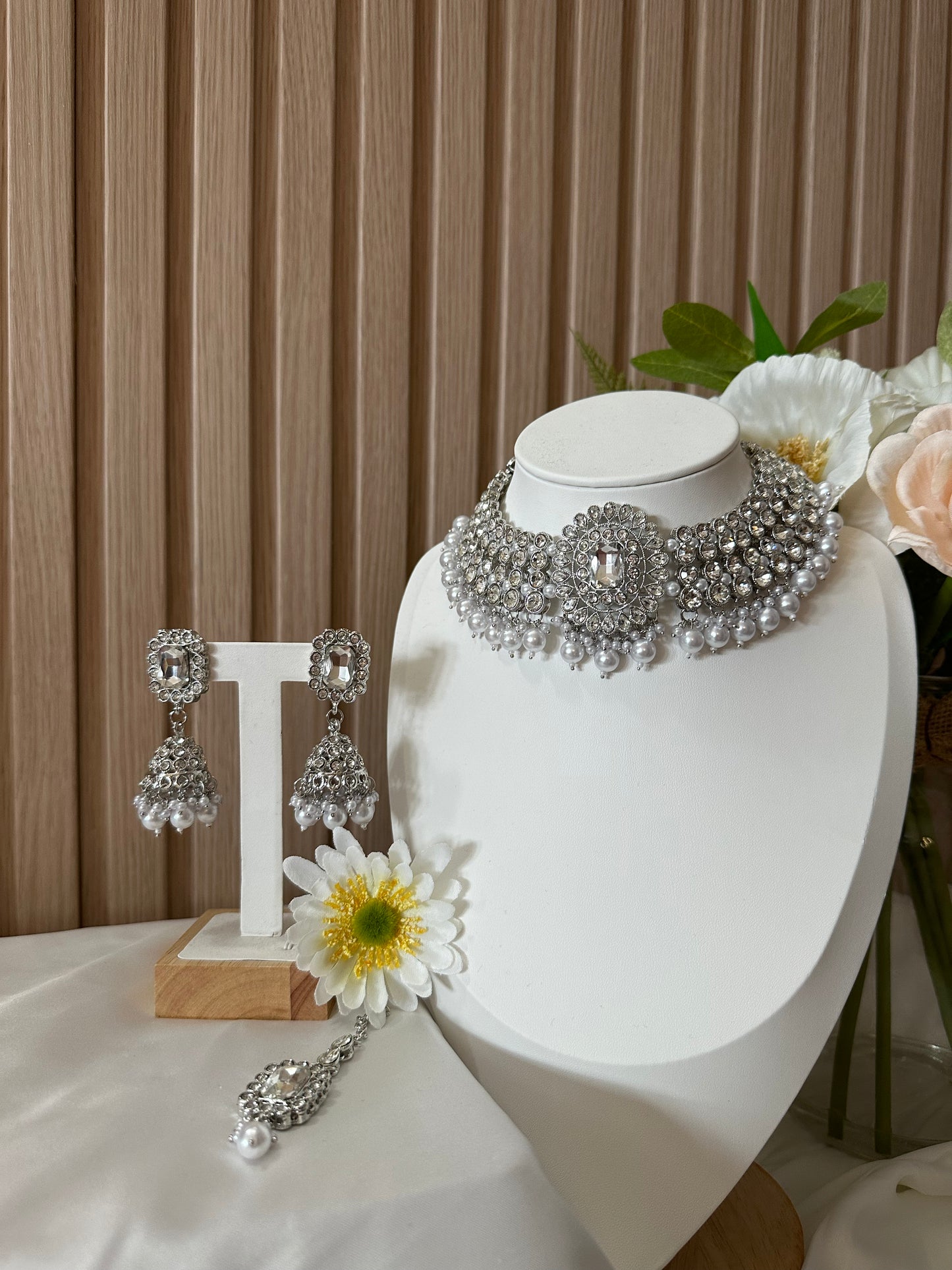 Aveiro Necklace Set