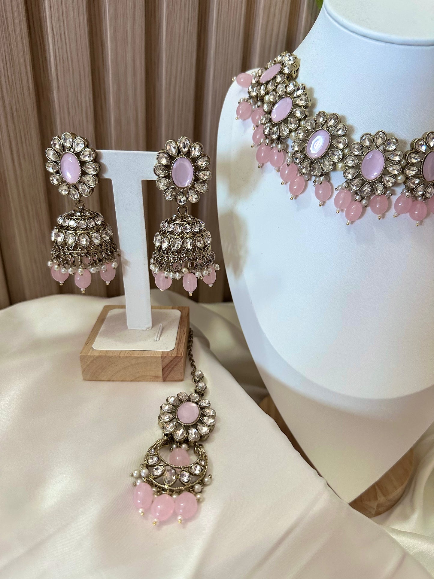 Calvi Necklace Set