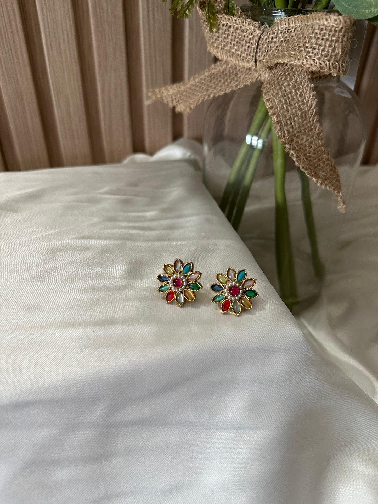 Agra Studs