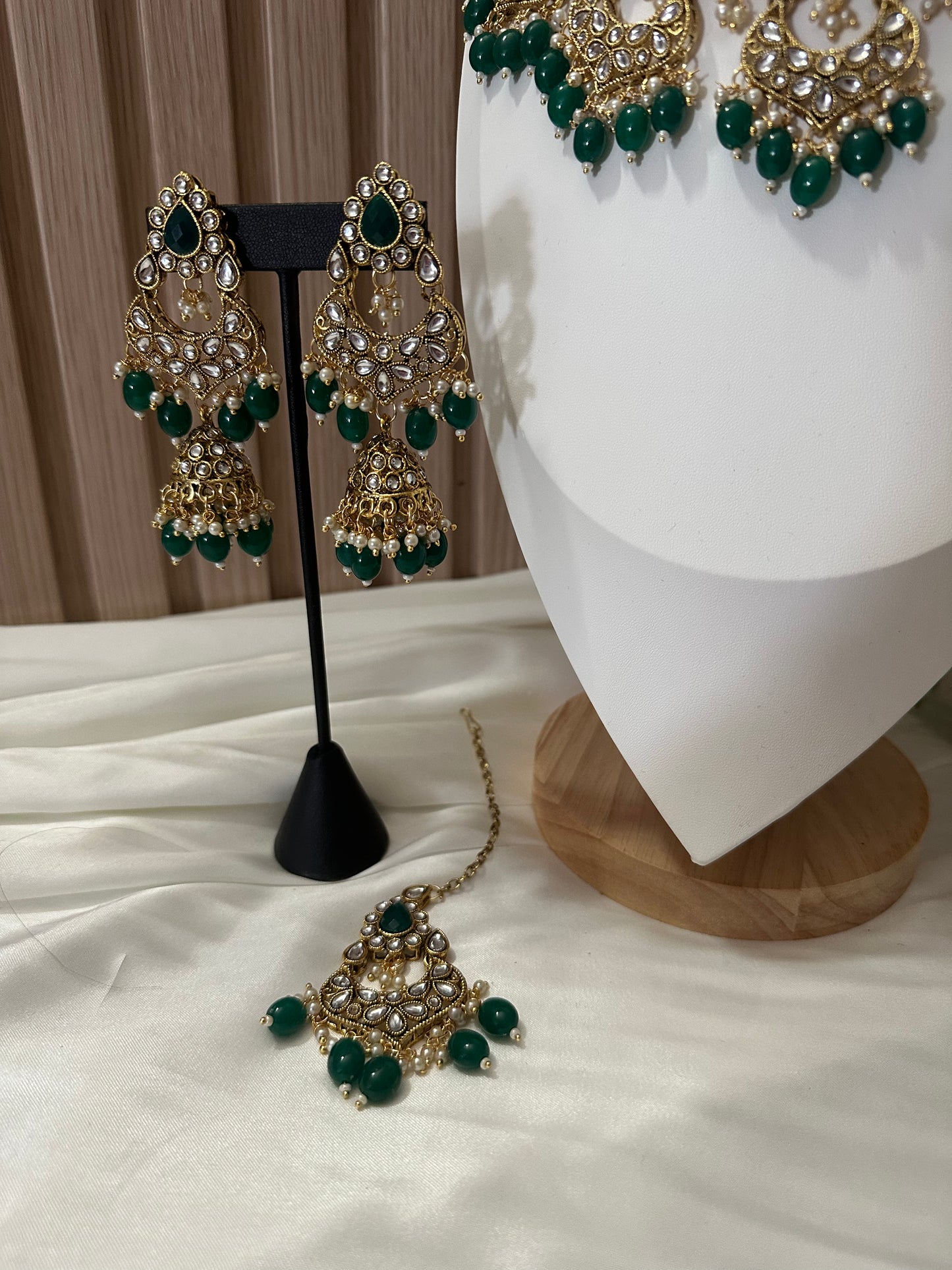 Newry Necklace Set