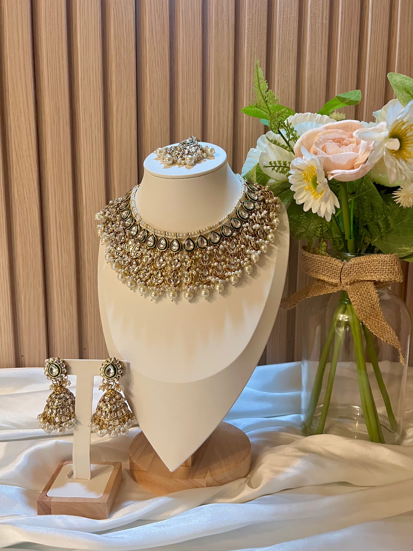 Solapur Necklace Set