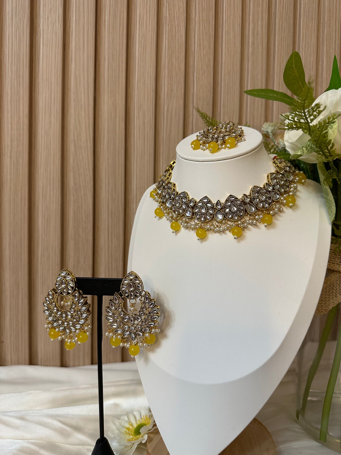 Lalitpur Necklace Set