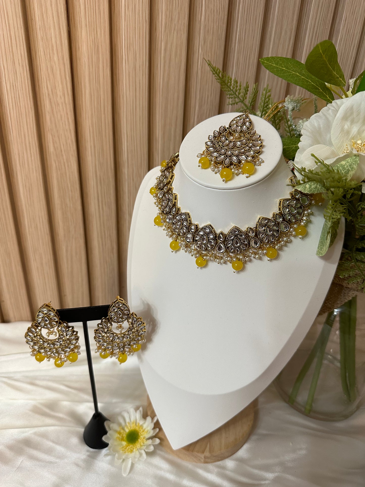 Lalitpur Necklace Set