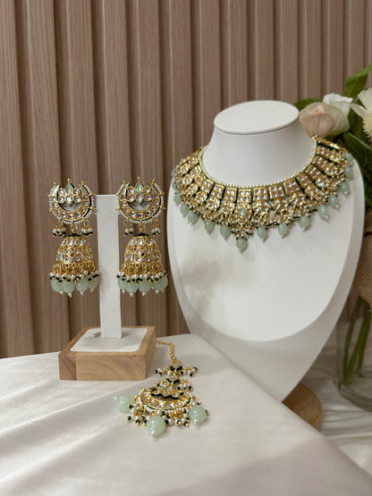 Elche Necklace Set